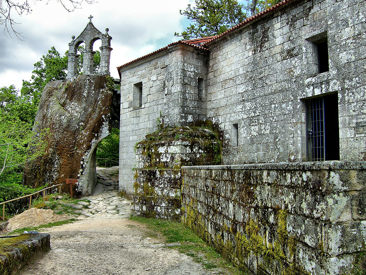 Monasterio de San Pedro de Rocas
